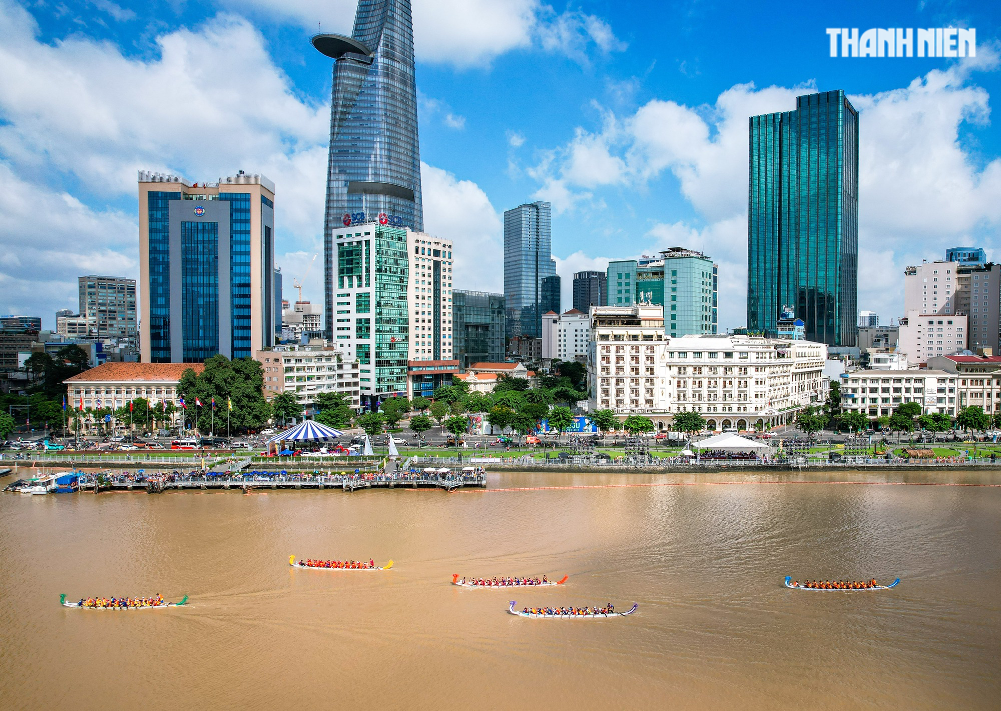 Tưng bừng giải đua thuyền truyền thống TP.HCM mở rộng năm 2023 trên sông Sài Gòn - Ảnh 3.