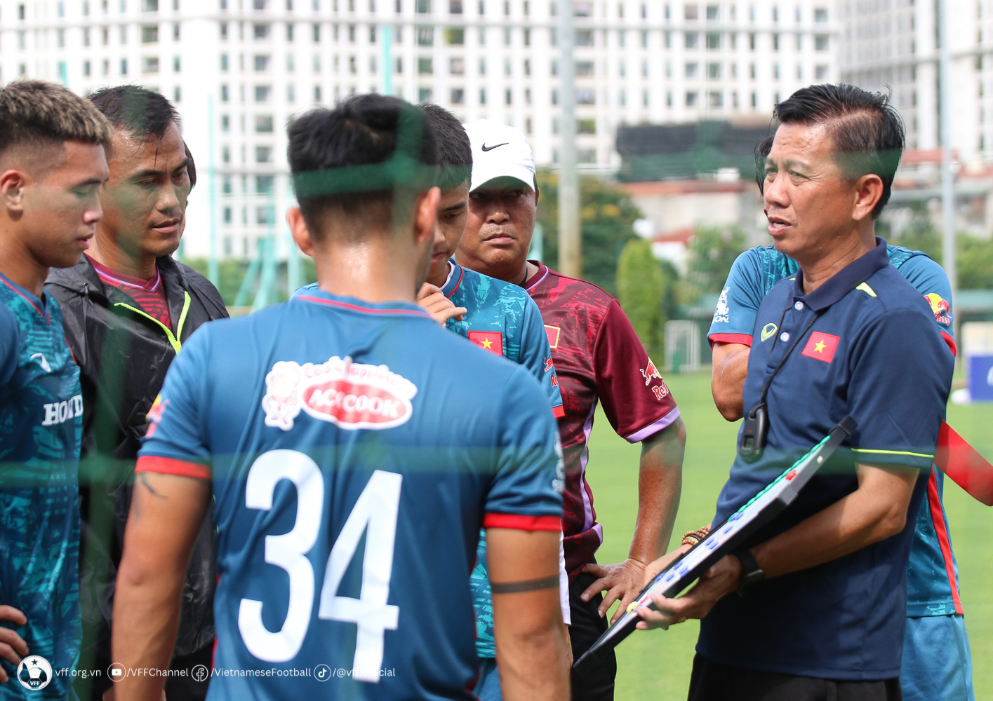 HLV Hoàng Anh Tuấn đang tập trung chuẩn bị cho đội tuyển U.23 Việt Nam