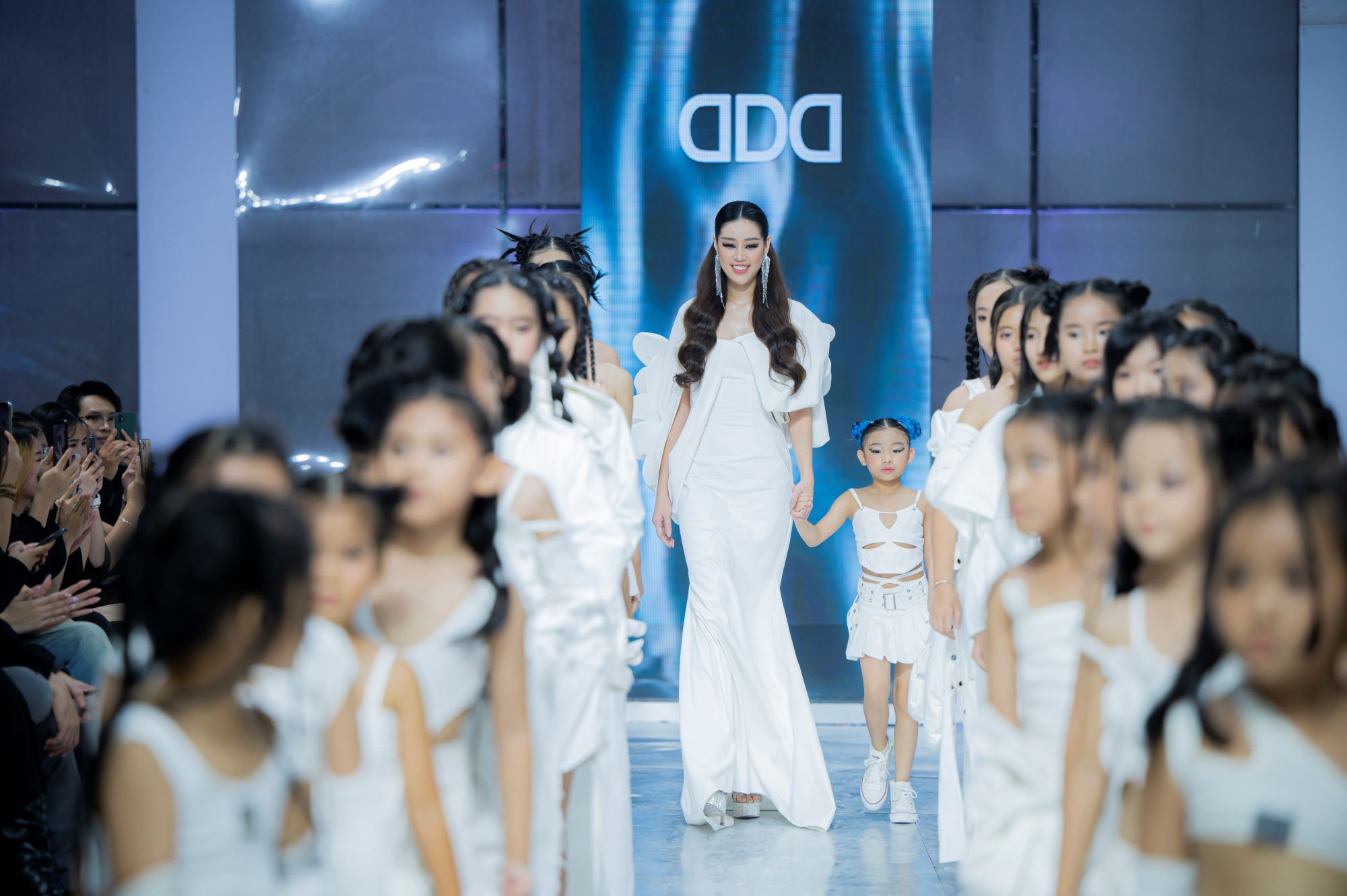 Á hậu Thảo Nhi Lê trở lại sàn diễn sau ồn ào phát ngôn - Ảnh 1. Á hậu Thảo Nhi Lê trở lại sàn diễn sau ồn ào phát ngôn - Ảnh 1.