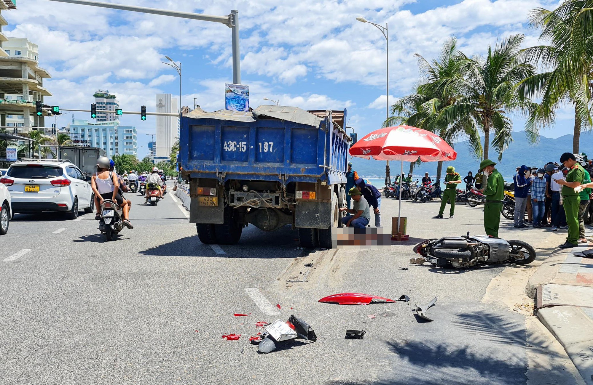 Xe cứu thương chở thi thể bị 'làm khó': Lãnh đạo Đà Nẵng lên tiếng - Ảnh 3.