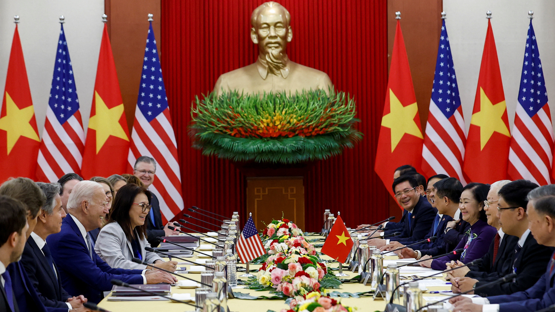 Tổng Bí thư Nguyễn Phú Trọng đón chính thức Tổng thống Mỹ Joe Biden - Ảnh 1.