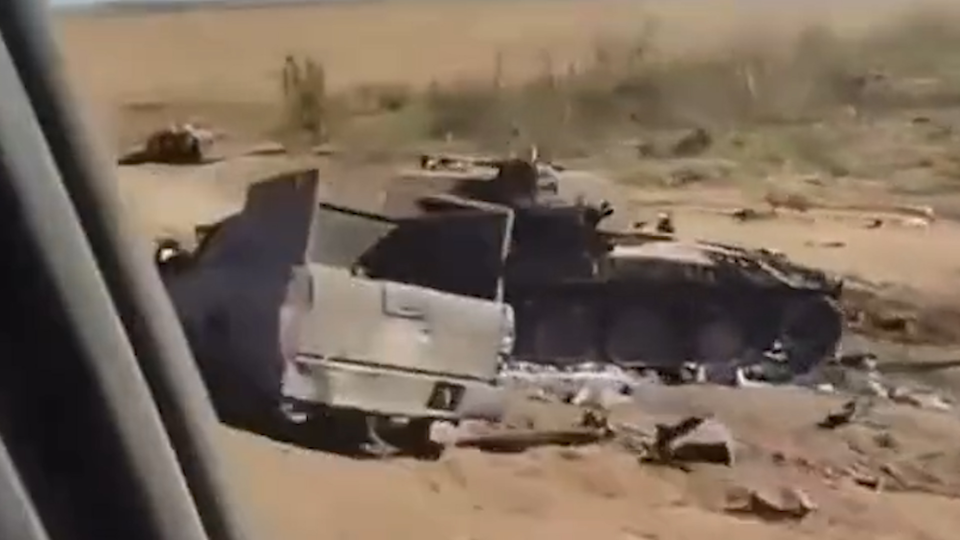 Thêm một xe tăng Challenger 2 bị tiêu diệt ở Ukraine? - Ảnh 1.