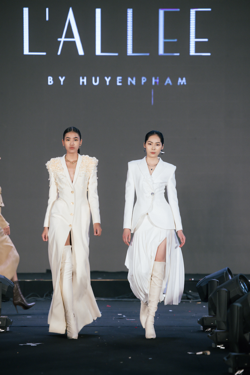 6 nhà thiết kế Việt tham gia trình diễn thời trang tại Lễ hội Vương quốc Anh - Ảnh 8.