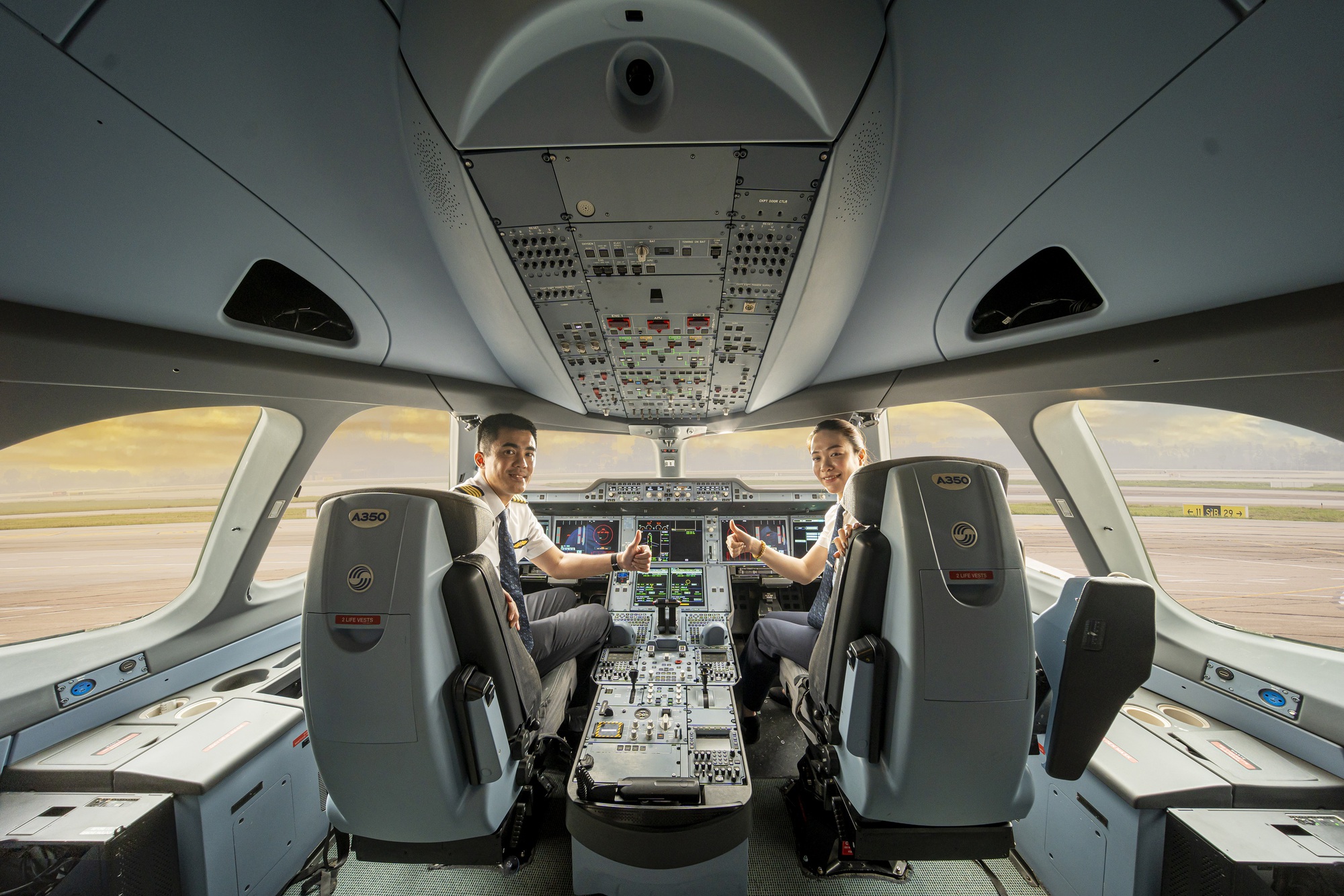 ベトナムは航空安全についての知識を共有し、意識を高める準備ができています - 写真 2。 Việt Nam sẵn sàng chia sẻ, nâng cao nhận thức an toàn hàng không  - Ảnh 2.