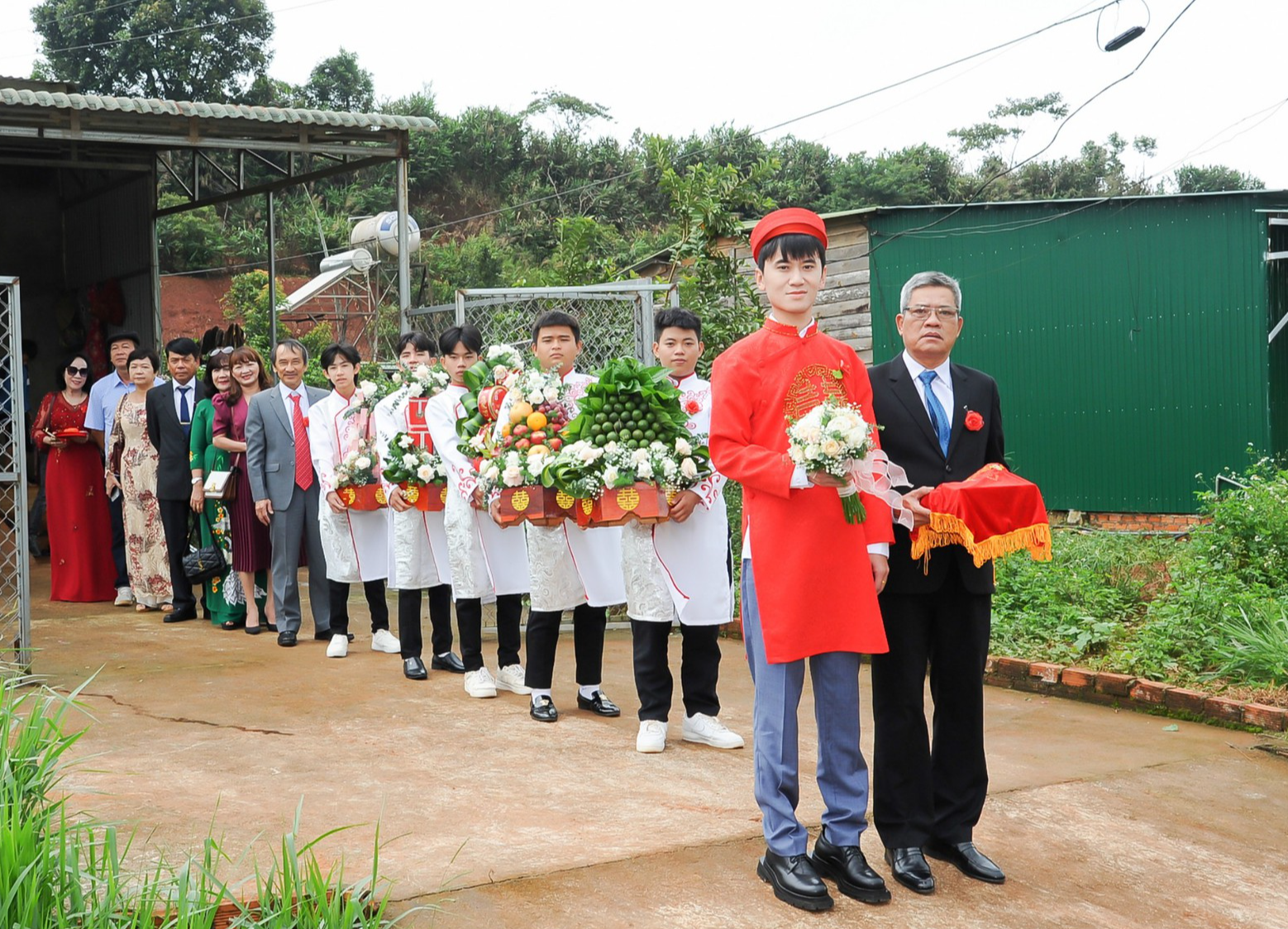 Chàng kỹ sư Trung Quốc vạn dặm yêu cô gái Việt ngồi xe lăn - Ảnh 5.