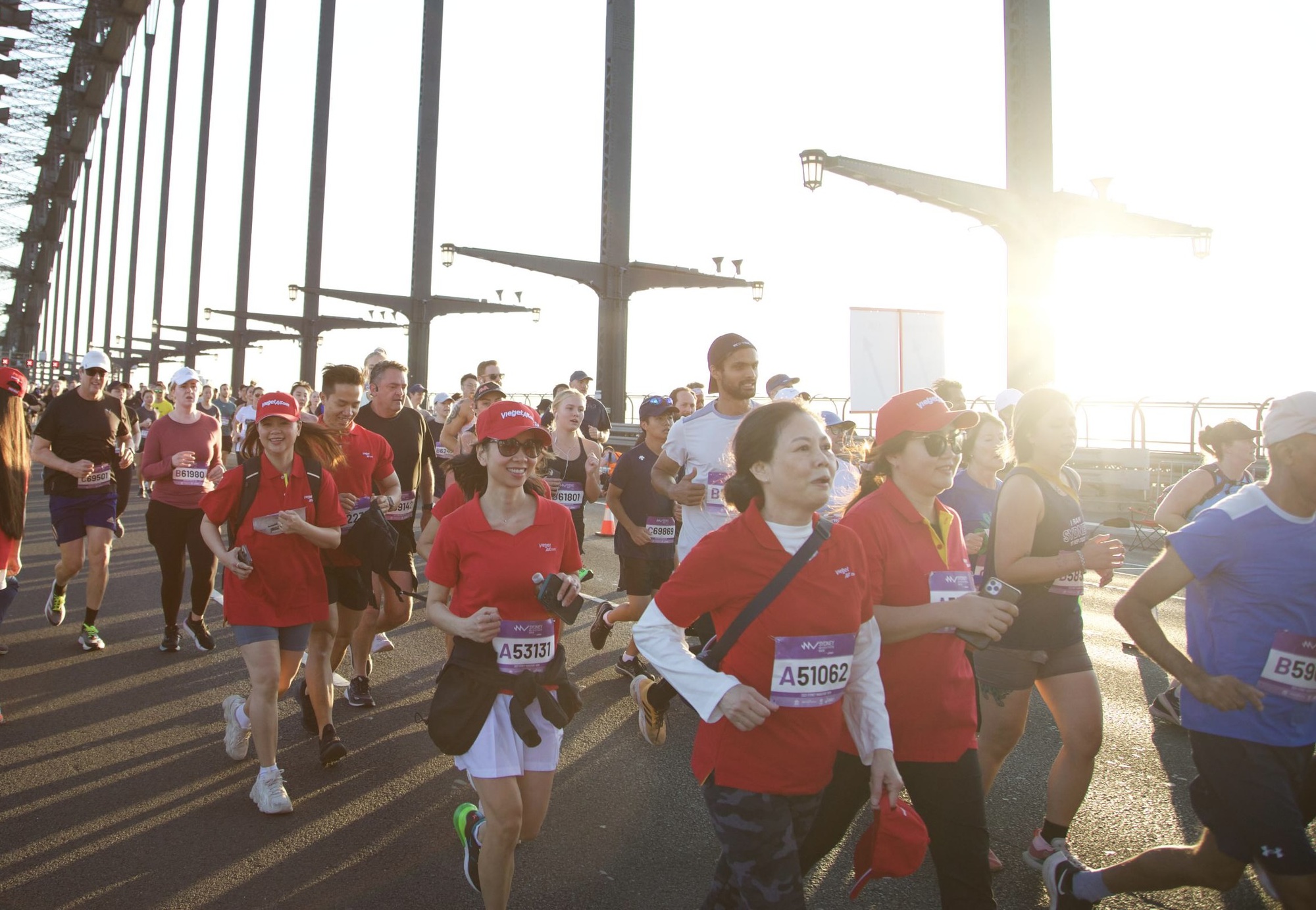 Cùng Vietjet chinh phục đường chạy đẹp bậc nhất hành tinh tại Sydney Marathon 2023 - Ảnh 6.