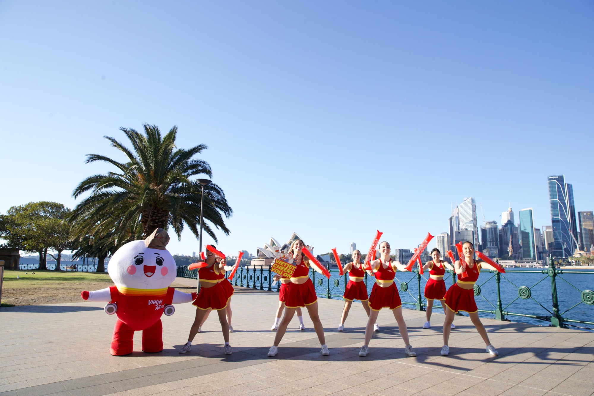 Cùng Vietjet chinh phục đường chạy đẹp bậc nhất hành tinh tại Sydney Marathon 2023 - Ảnh 1.