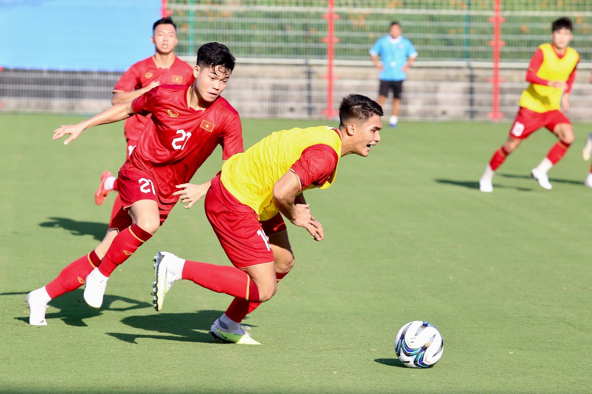 Võ Nguyên Hoàng có cơ hội ra sân trận mở màn ASIAD 19