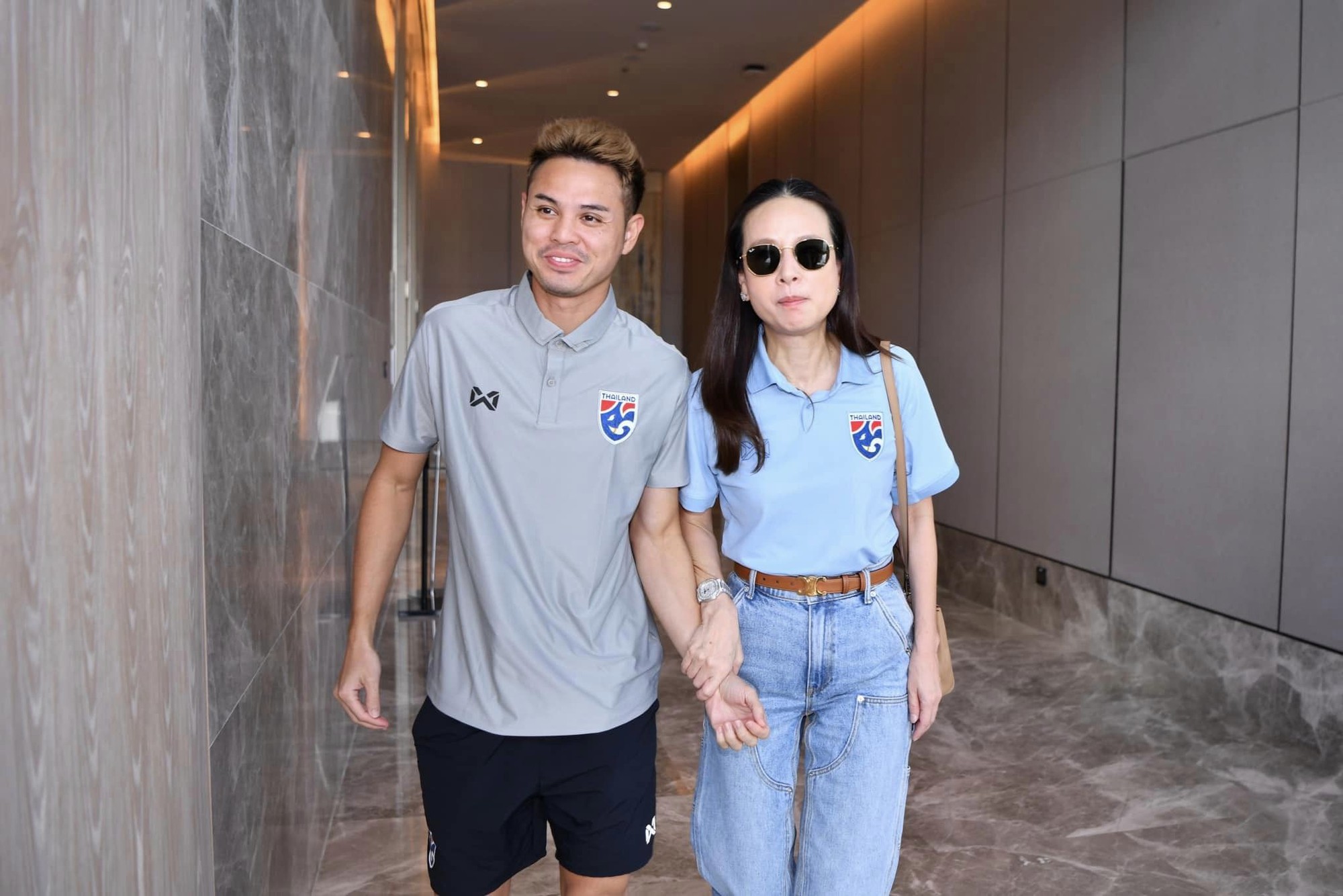 Madam Pang chọn thủ quân cho đội tuyển Thái Lan, không có 'Messi' Chanathip - Ảnh 1.
