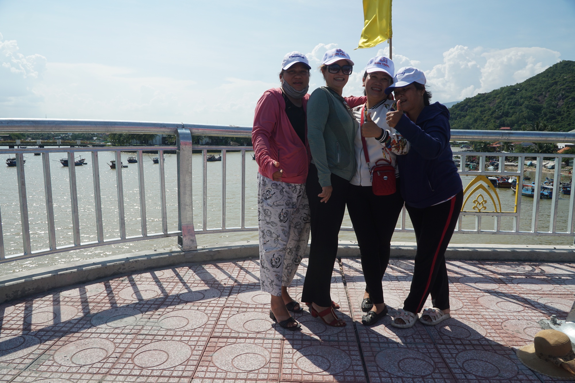 Cầu Xóm Bóng Nha Trang chính thức đi vào hoạt động - Ảnh 7.