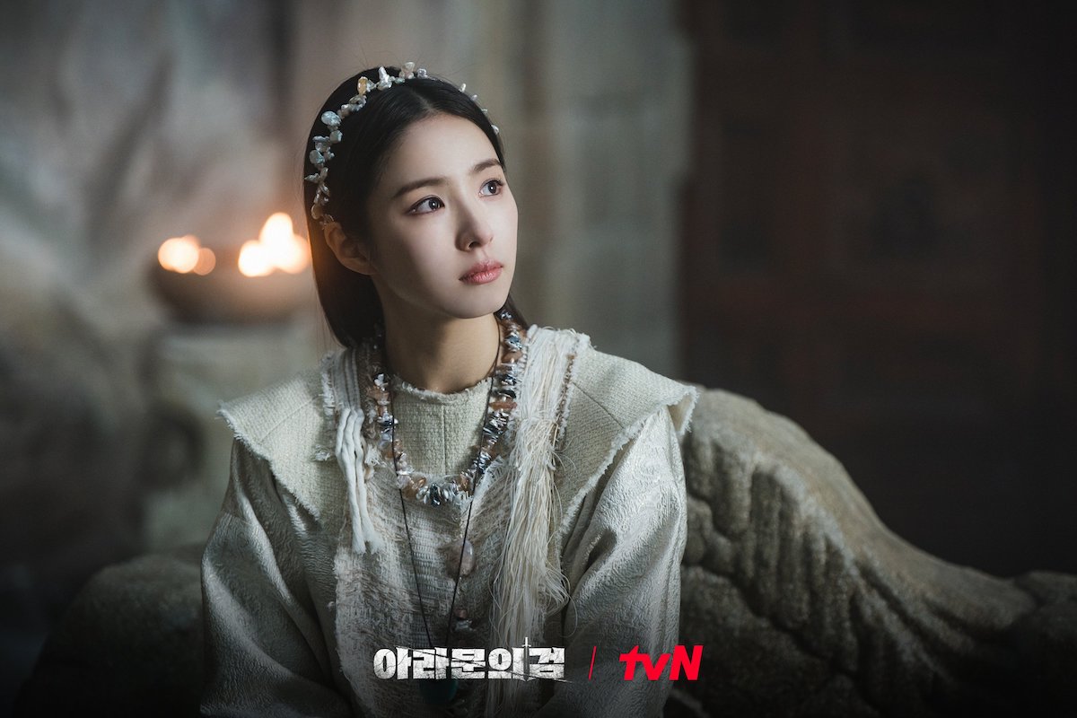 ‘Thánh đơ’ Shin Se Kyung đẹp lộng lẫy, diễn xuất tiến bộ trong phim mới - Ảnh 2.