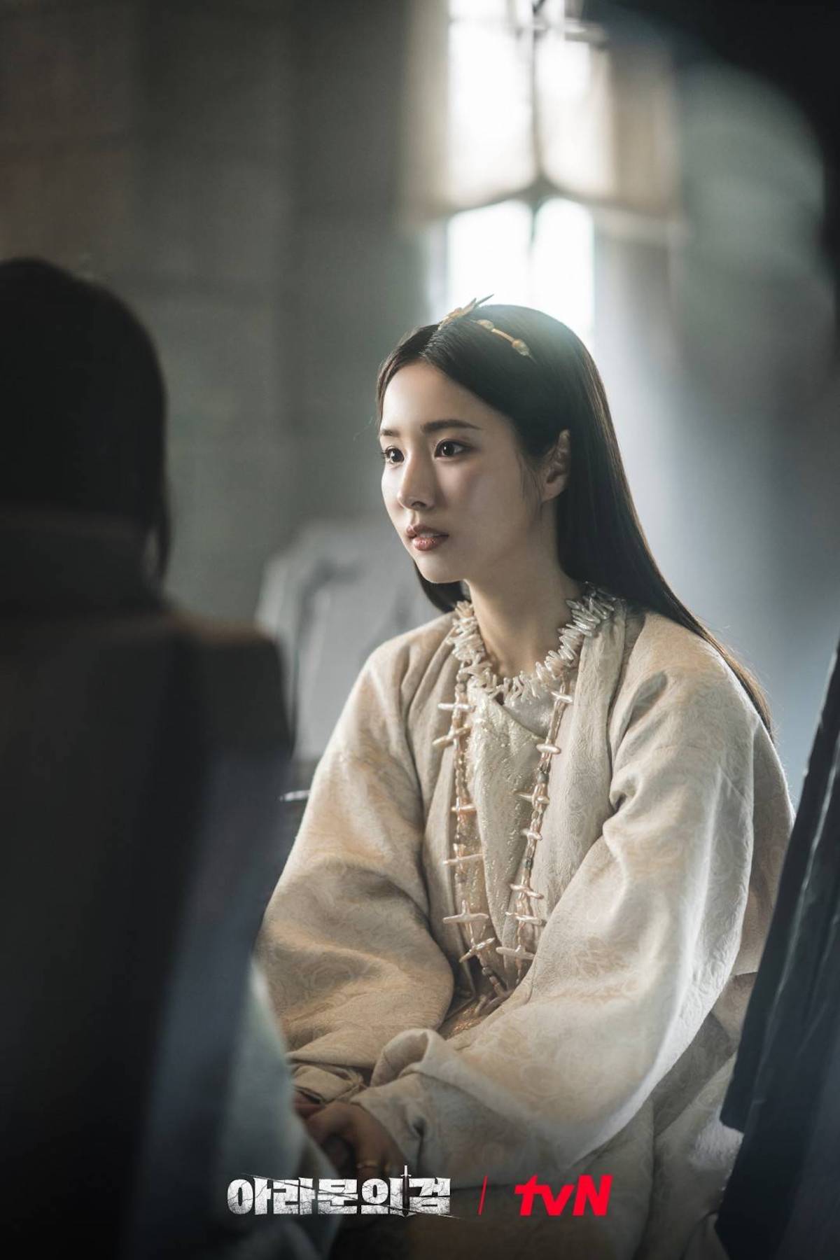 ‘Thánh đơ’ Shin Se Kyung đẹp lộng lẫy, diễn xuất tiến bộ trong phim mới - Ảnh 9.