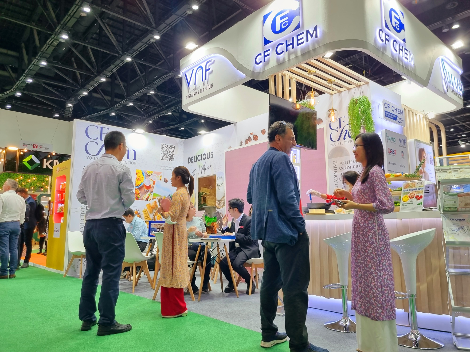 Hội chợ triển lãm về nguyên liệu thực phẩm thu hút hơn 1.000 doanh nghiệp  - Ảnh 3.