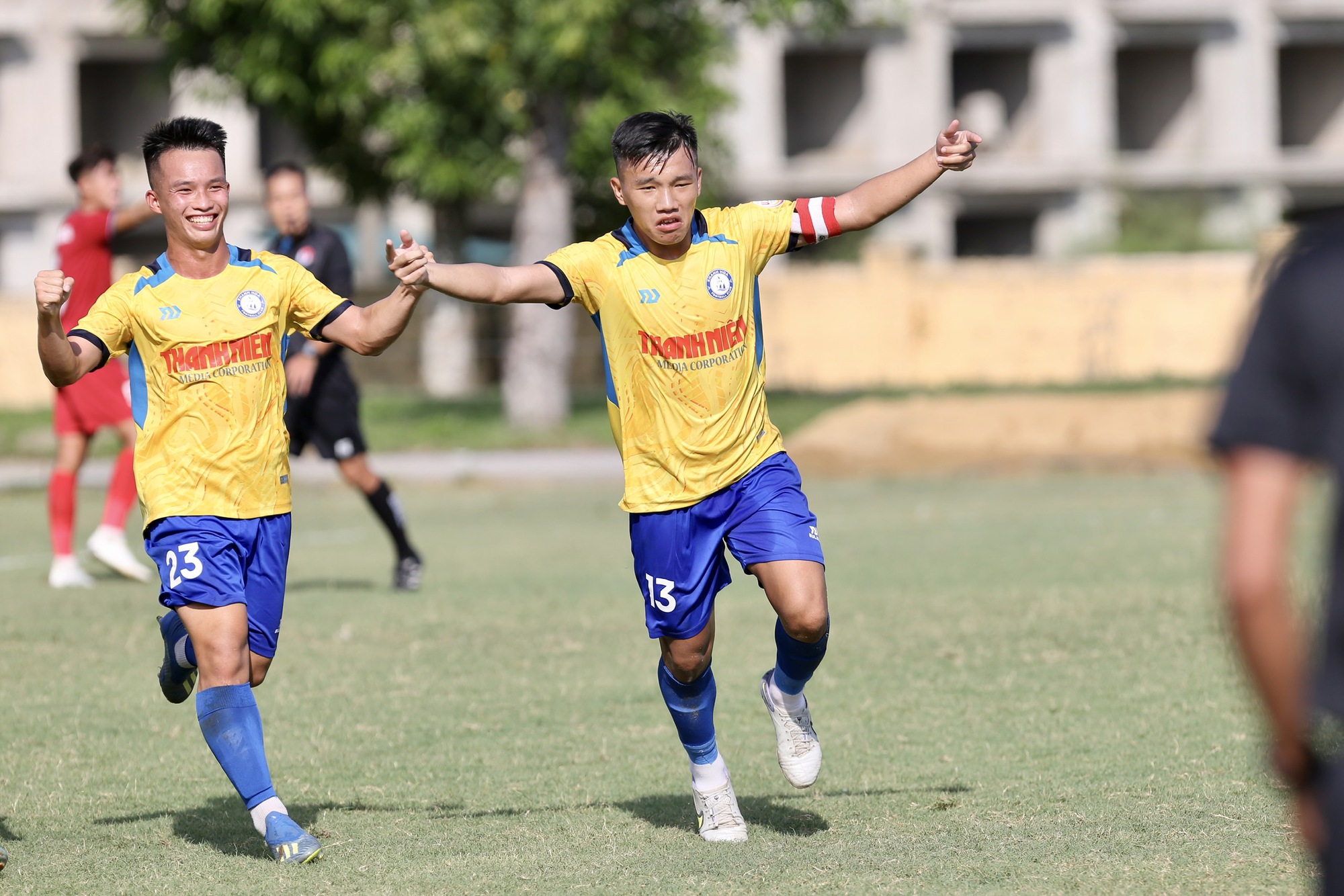 Sao U.23 Việt Nam đá chính, SLNA thắng trận đậm nhất vòng bảng giải U.21 - Ảnh 4.