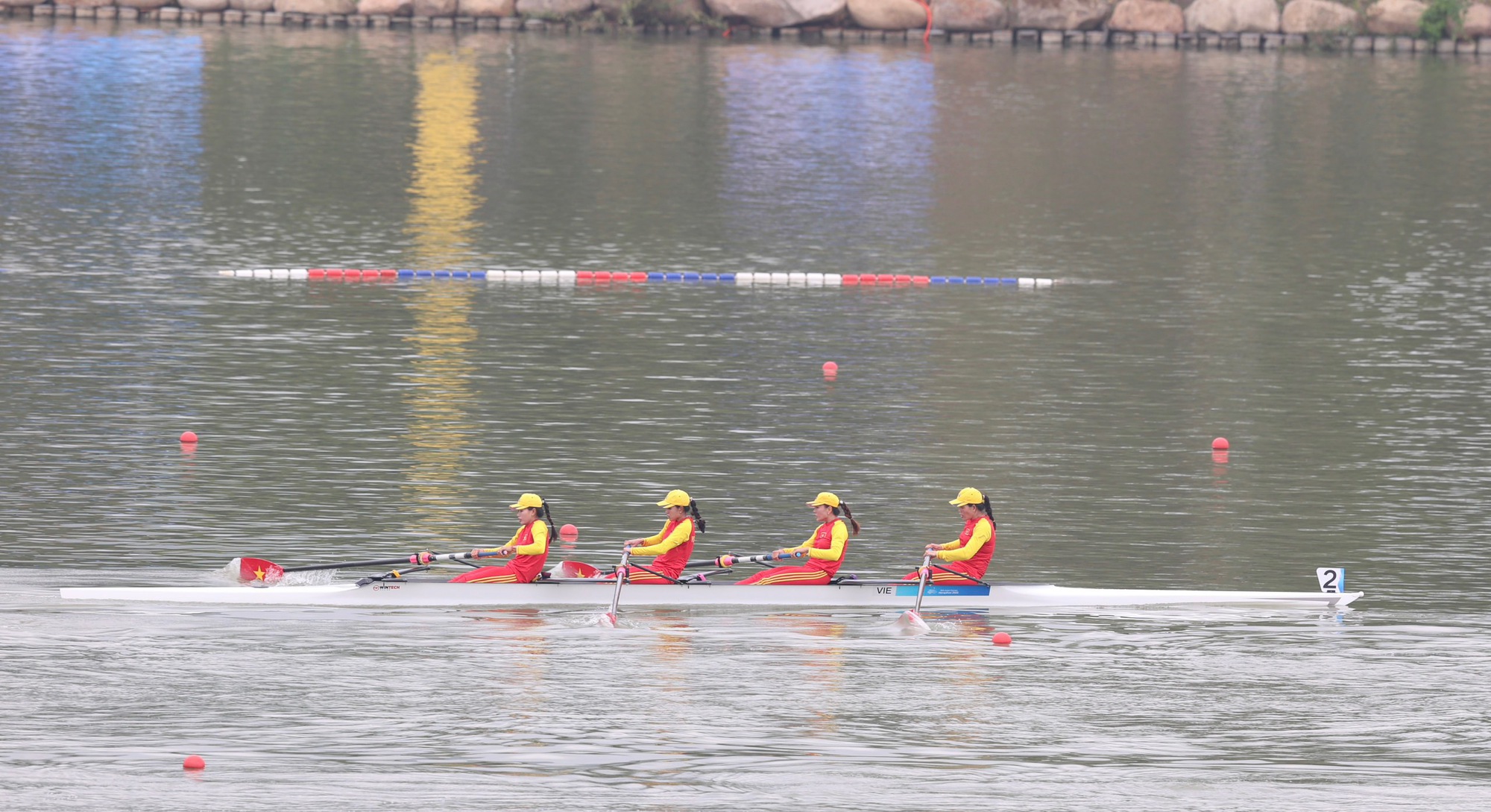 Việt Nam có huy chương đầu tiên tại ASIAD 19: Đua thuyền rowing về đích thứ 3 - Ảnh 4.
