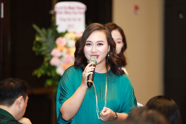 Anh Thơ, Hồ Quỳnh Hương trẻ lại 20 tuổi trong 'Những ngôi sao Hà Nội' - Ảnh 3. Anh Thơ, Hồ Quỳnh Hương trẻ lại 20 tuổi trong 'Những ngôi sao Hà Nội' - Ảnh 3.