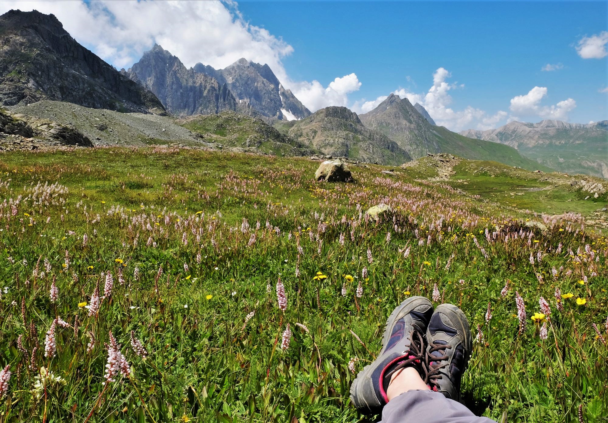 Nữ du khách Việt trong hành trình khám phá 'thiên đường hạ giới' Kashmir  - Ảnh 7.