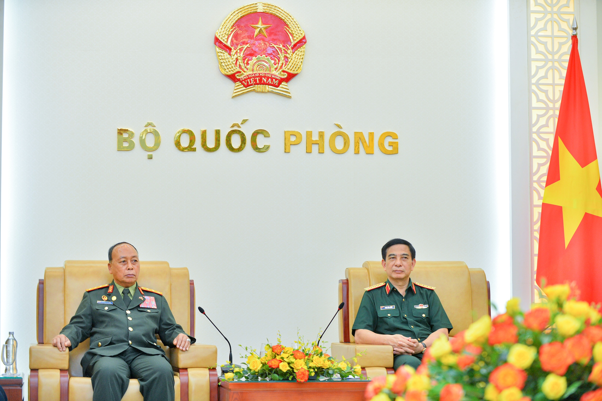 'Bộ Quốc phòng luôn ủng hộ quân đội Việt Nam - Lào phát triển bền chặt' - Ảnh 3.