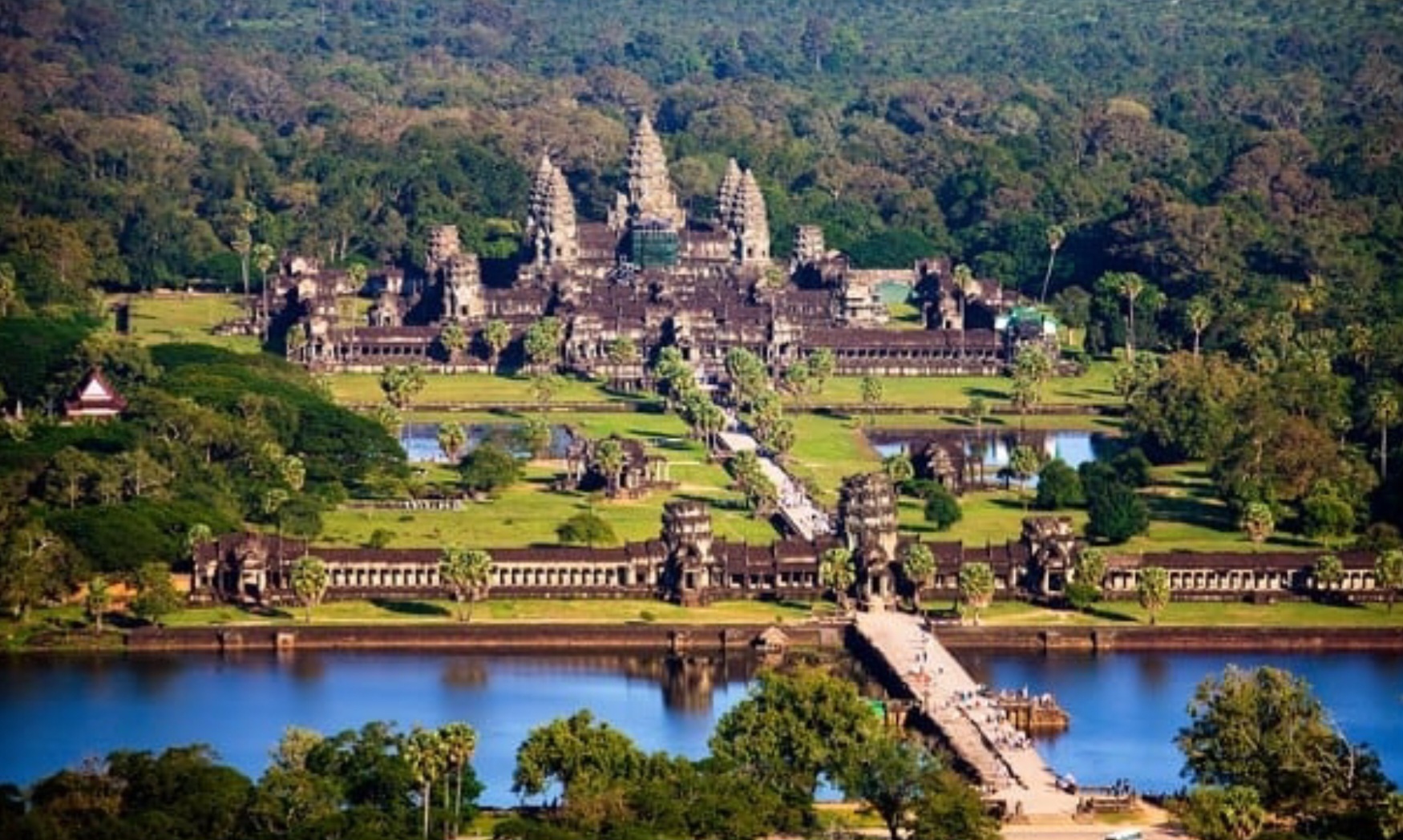 'Bản sao' Angkor Wat đang xây dựng ở Thái Lan bị Campuchia chỉ trích - Ảnh 4.
