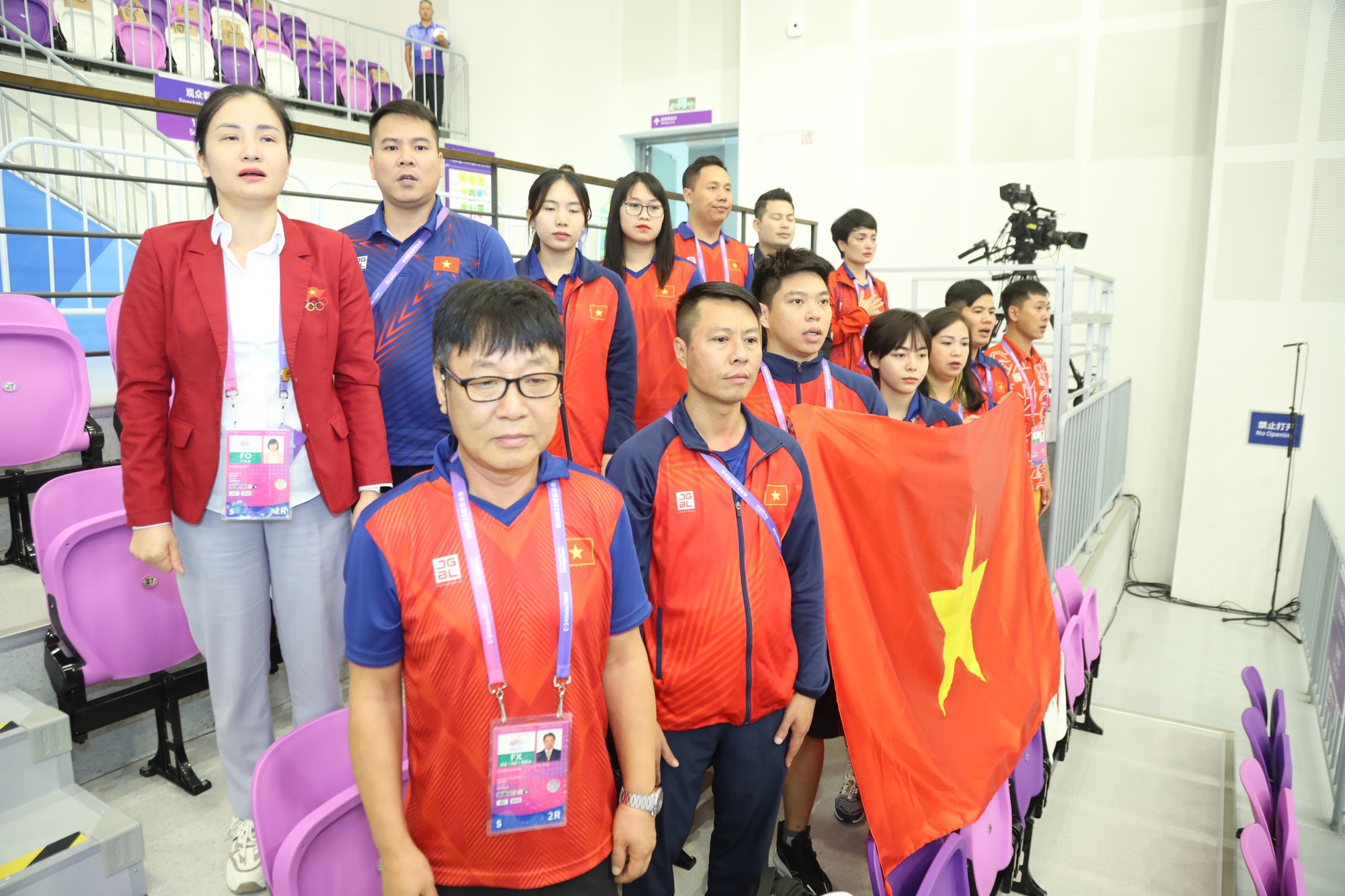 Tân vô địch ASIAD Phạm Quang Huy: ‘Cảm xúc thật khó tả, tôi không đấu bằng linh cảm’ - Ảnh 4.