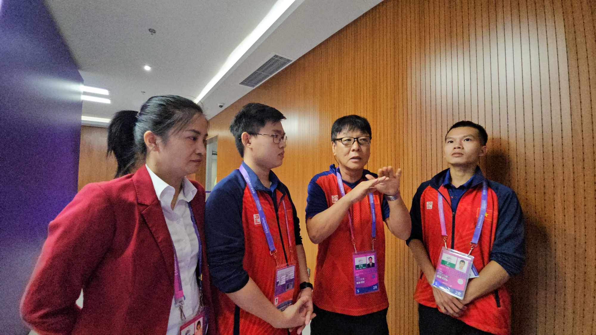 Nhà vô địch ASIAD Phạm Quang Huy: 'Tôi không nghĩ nhiều, tập trung vào việc mình thôi' - Ảnh 2.