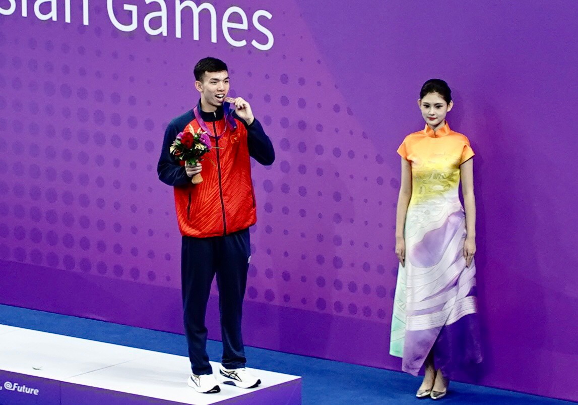 ASIAD 19: Màn kết ấn tượng của kình ngư Nguyễn Huy Hoàng - Ảnh 4.