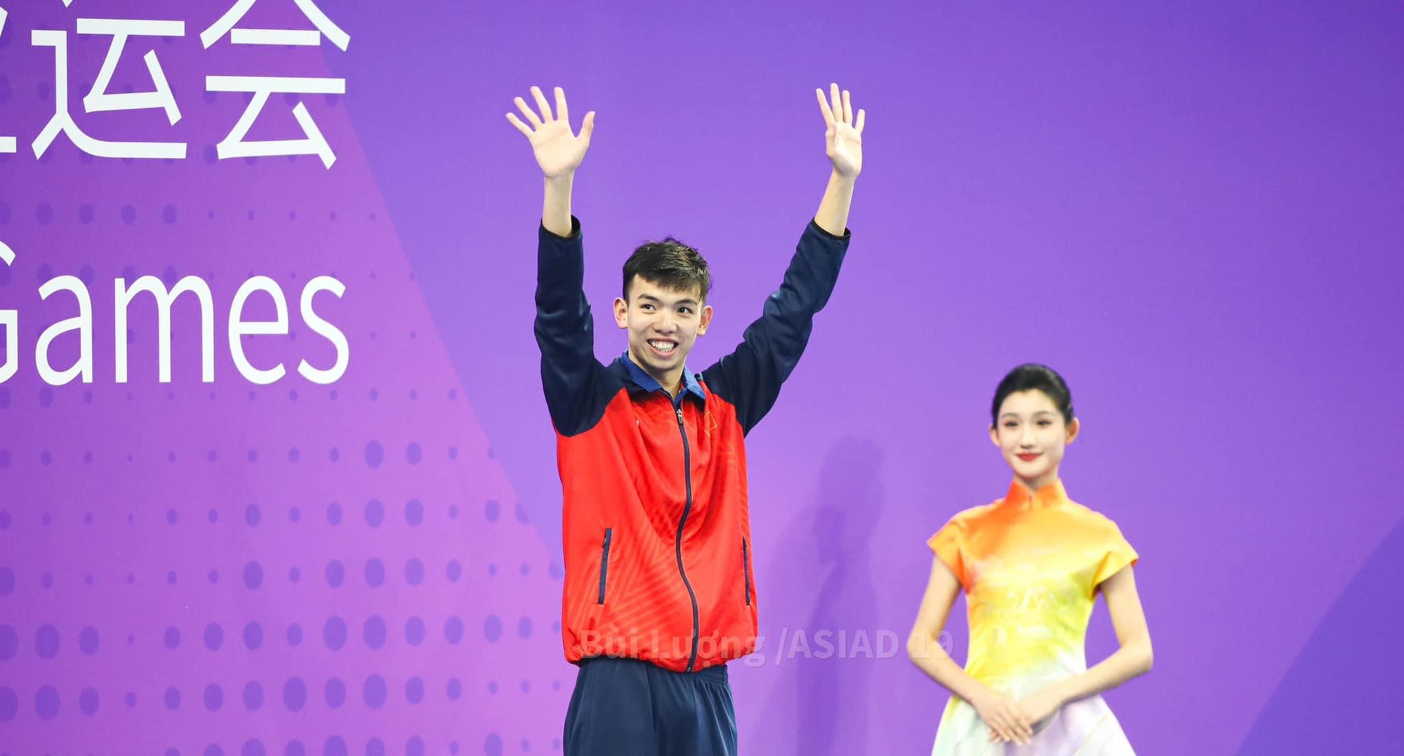 ASIAD 19: Kình ngư Huy Hoàng giành HCĐ thứ 2, 3 tài năng trẻ vào chung kết điền kinh - Ảnh 9.