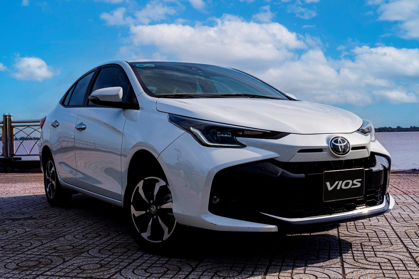 Ưu đãi hấp dẫn trong tháng 9 cho khách mua Toyota Vios