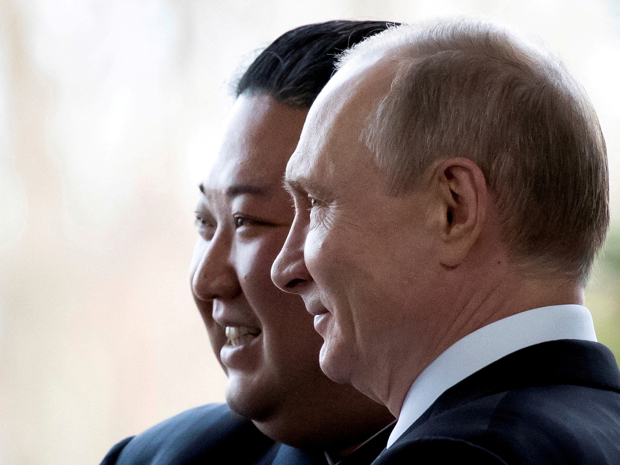 Nhà lãnh đạo Kim Jong-un sắp sang Nga gặp Tổng thống Putin? - Ảnh 1.