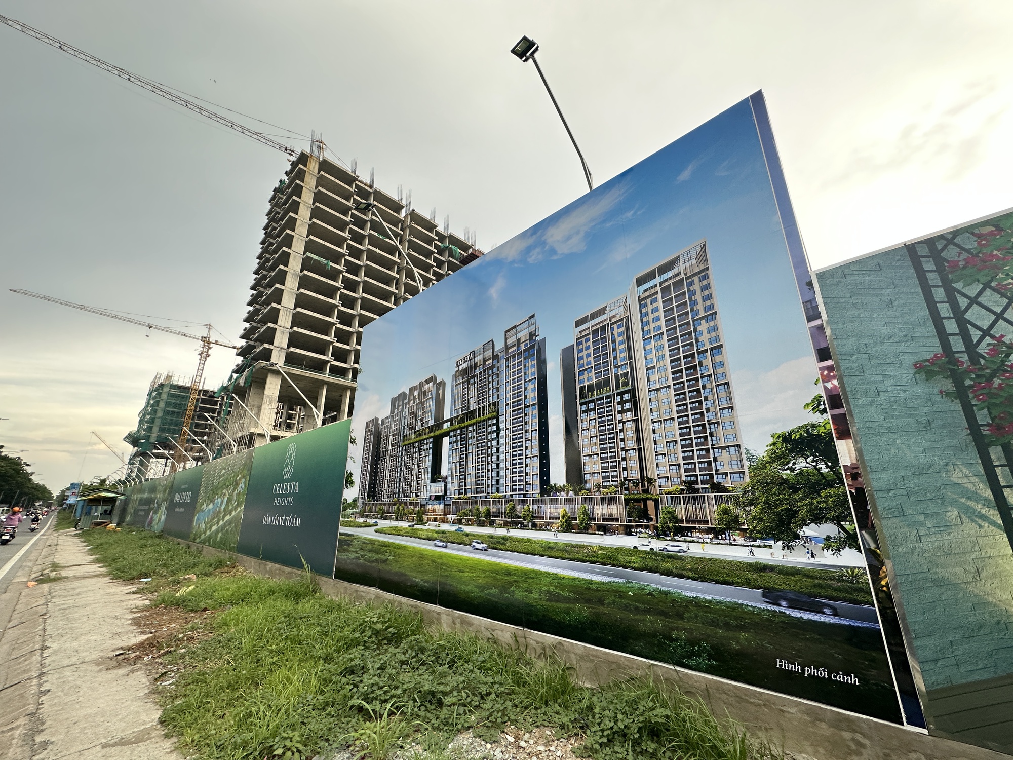 Nhiều sai phạm tại các dự án dọc đường Nguyễn Hữu Thọ - Ảnh 1. Nhiều sai phạm tại các dự án dọc đường Nguyễn Hữu Thọ - Ảnh 1.
