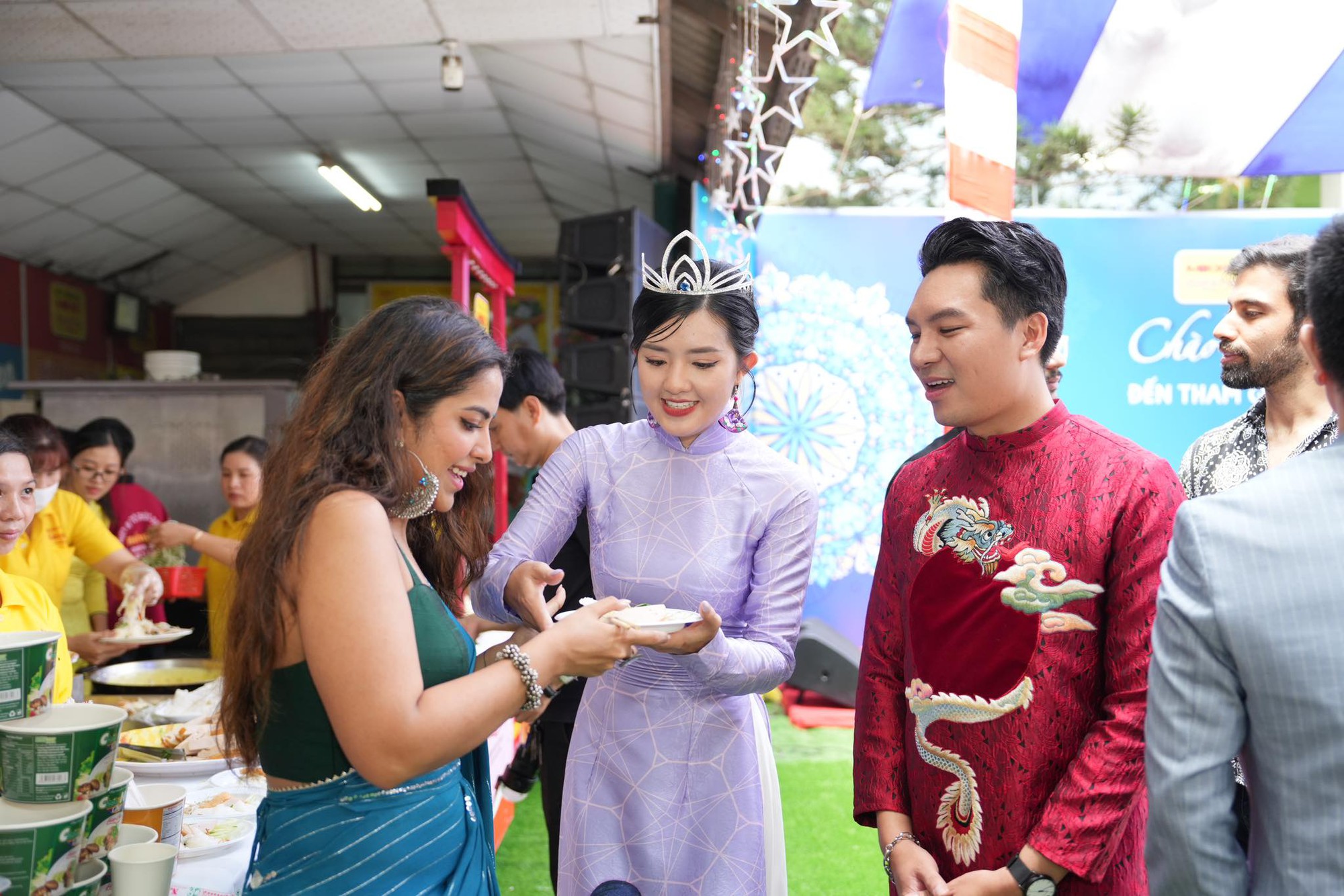 Nữ chính 'Cô dâu 8 tuổi': Ẩm thực Việt Nam rất được yêu thích ở Ấn Độ - Ảnh 3.