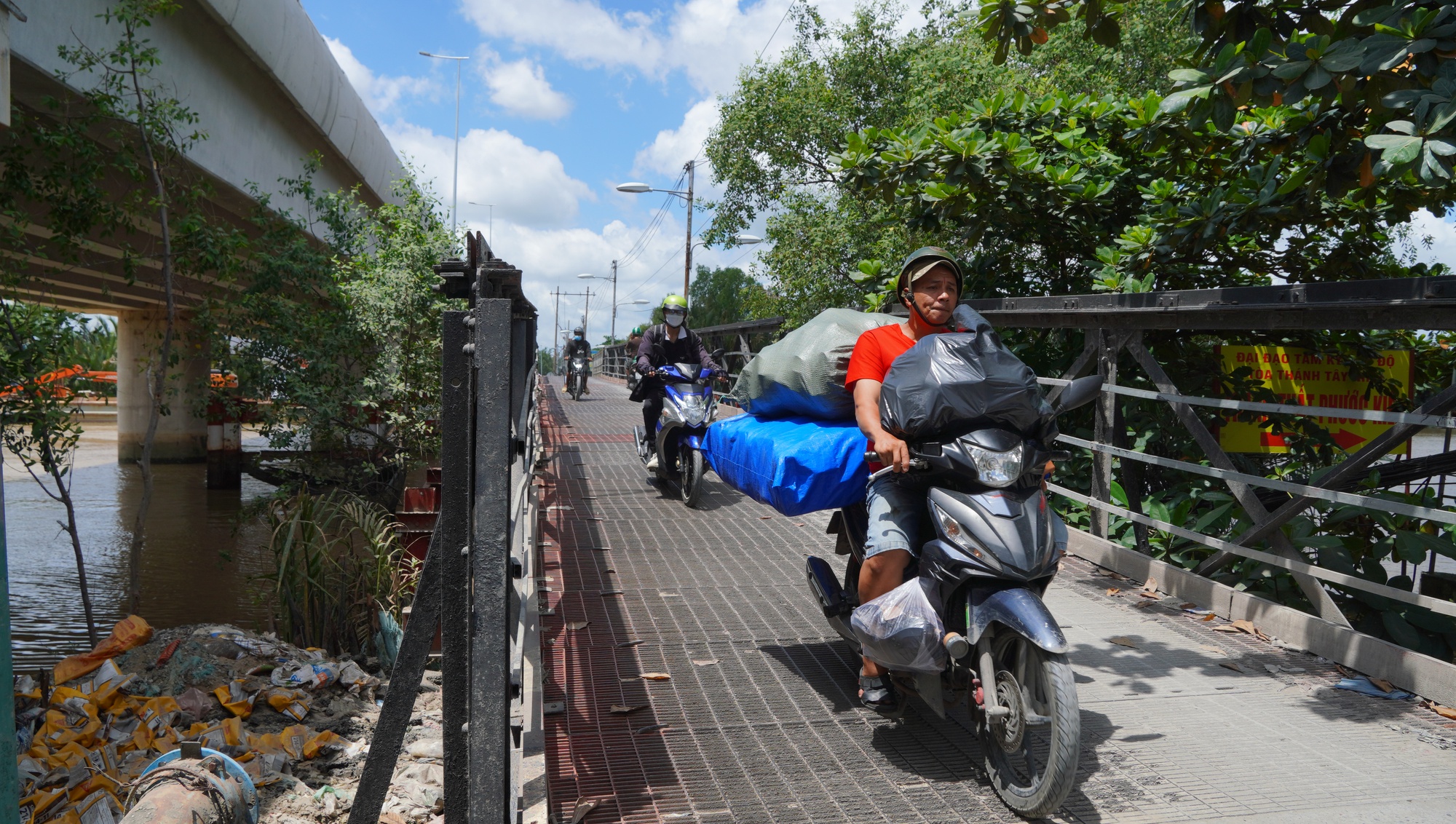 Cụ già U.90 thỏa lòng sau hơn 20 năm chờ cầu Long Kiểng thông xe - Ảnh 3.