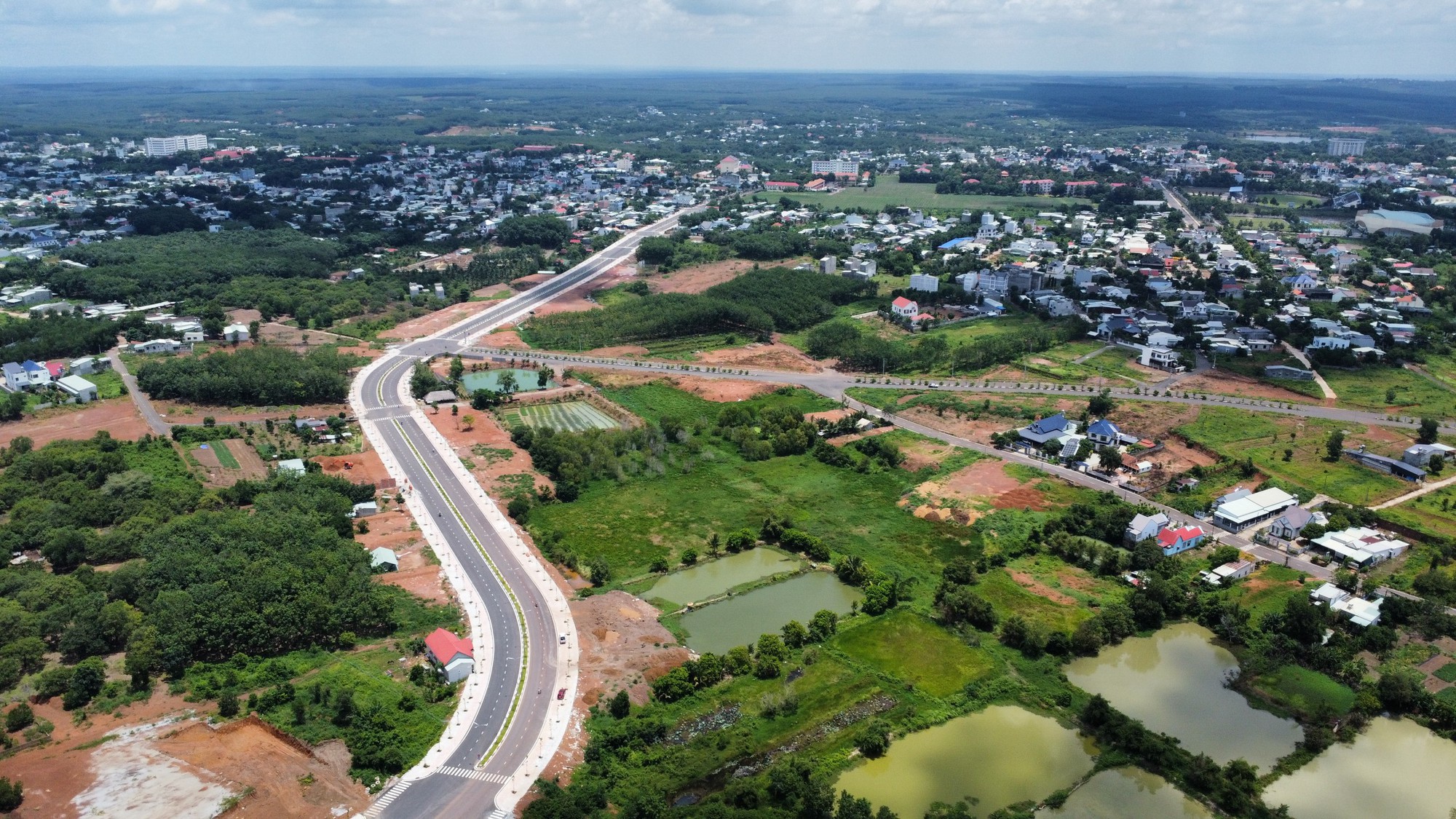 Bình Phước tổ chức phát động Phong trào thi đua “Đẩy nhanh giải ngân vốn đầu tư công trên địa bàn tỉnh” năm 2025