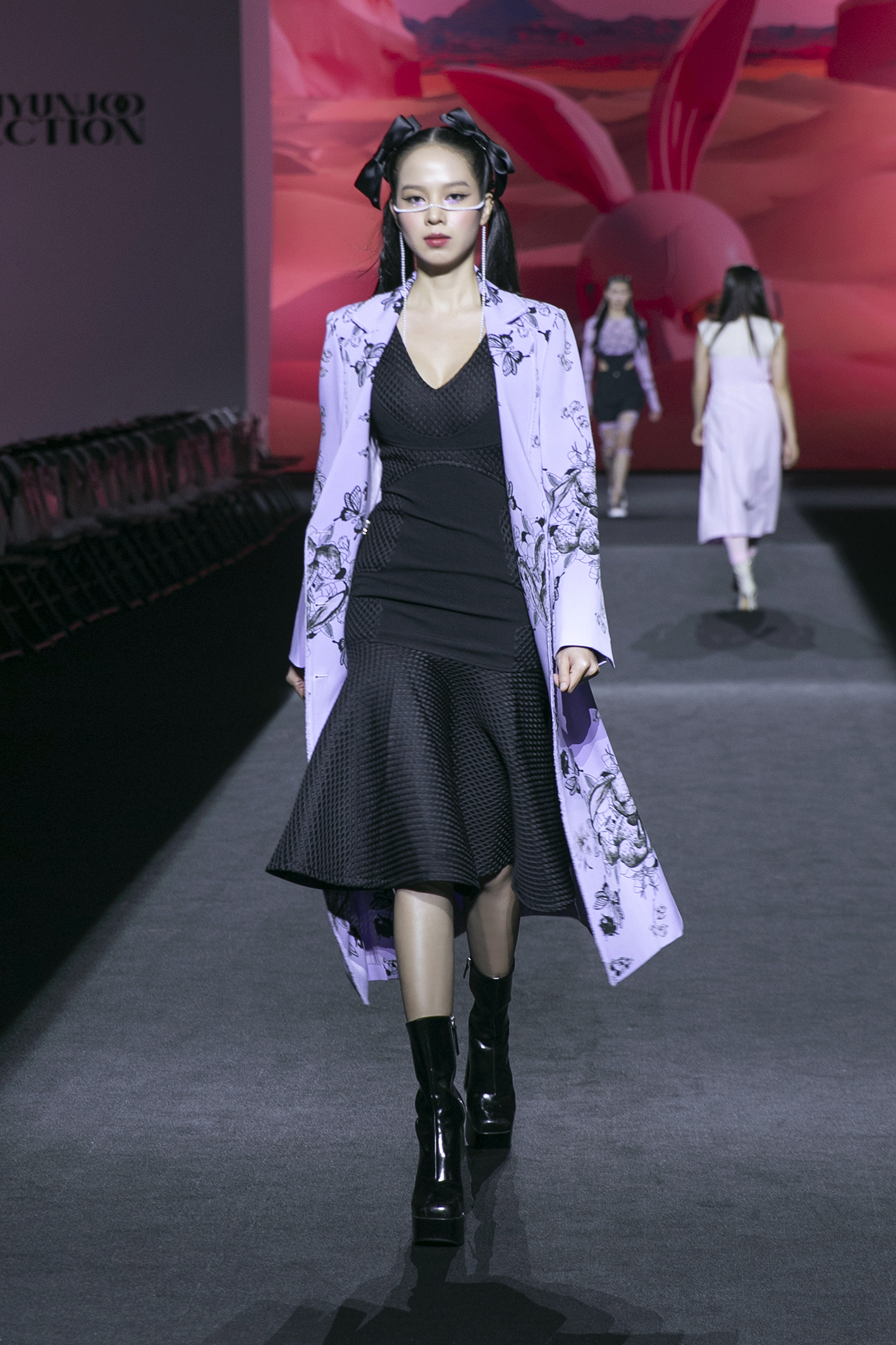 Hoa hậu Thanh Thủy lần đầu diễn Seoul Fashion Week - Ảnh 1.