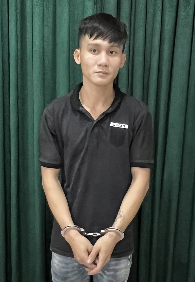 Không có tiền tiêu xài rủ bạn đi cướp giật bị sa lưới- Ảnh 2. Không có tiền tiêu xài rủ bạn đi cướp giật bị sa lưới- Ảnh 2.