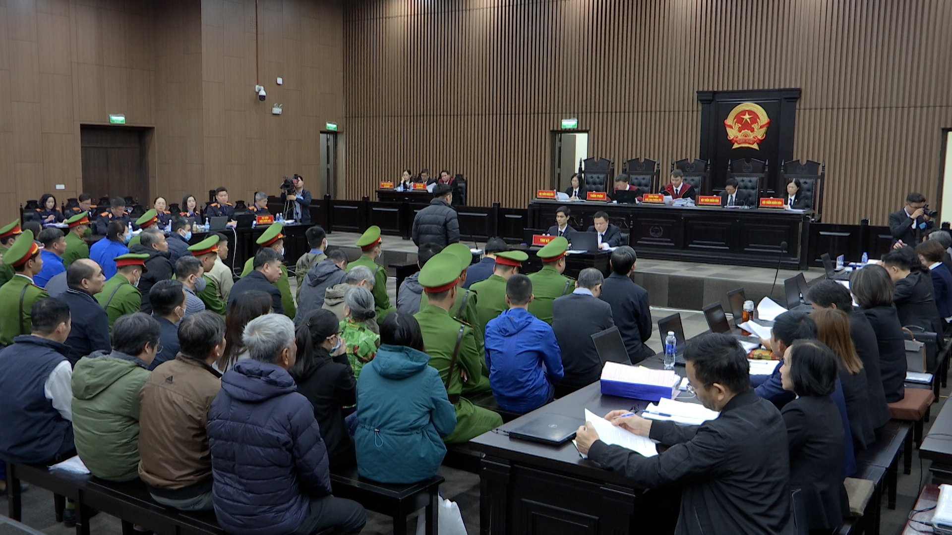 3 câu hỏi trong 'đại án' kit test Việt Á chờ tòa tuyên án chiều nay- Ảnh 4.