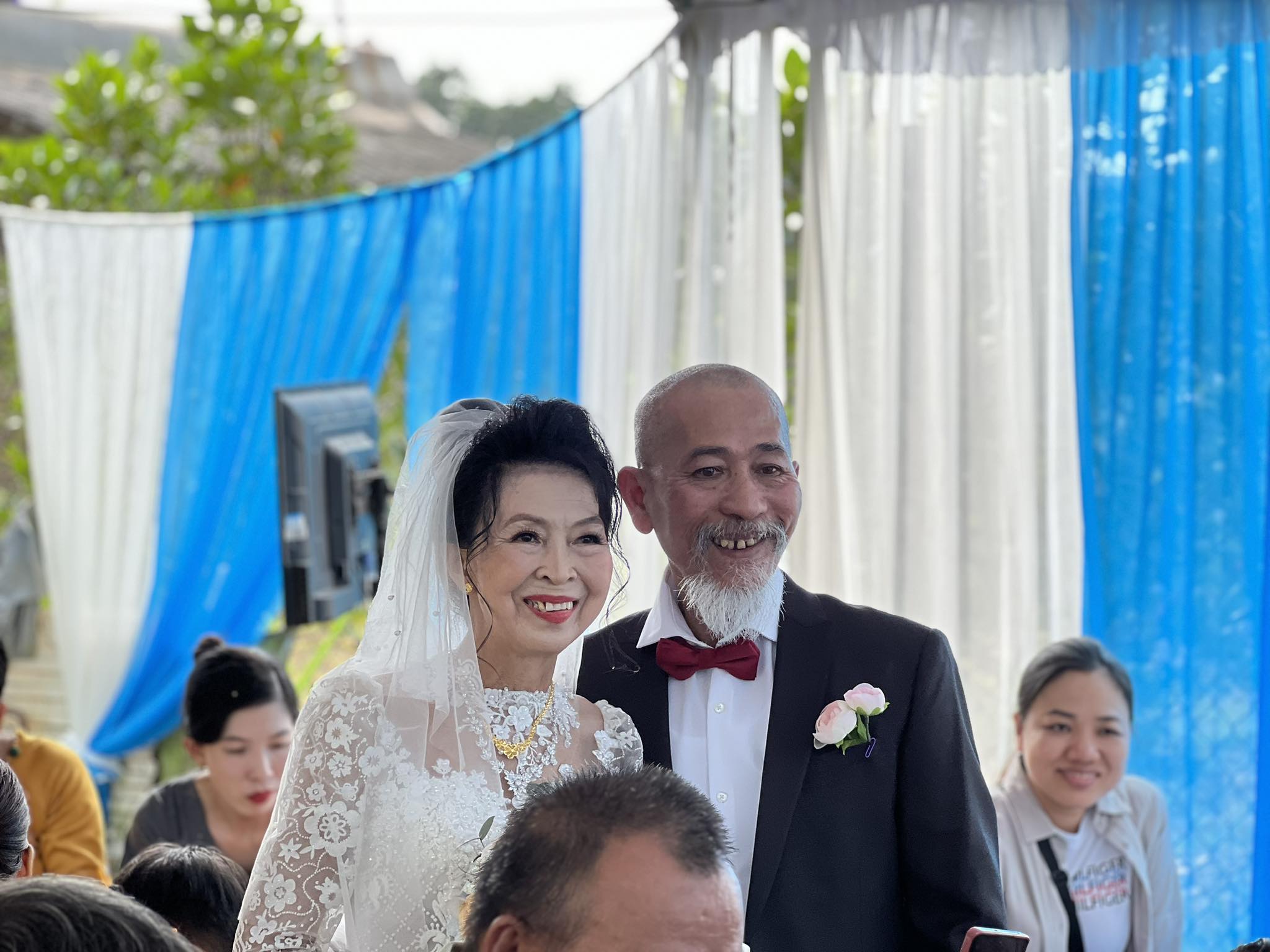 Chú rể U.70 từ Mỹ về đám cưới cùng cô dâu 62 tuổi tại TP.HCM- Ảnh 5.