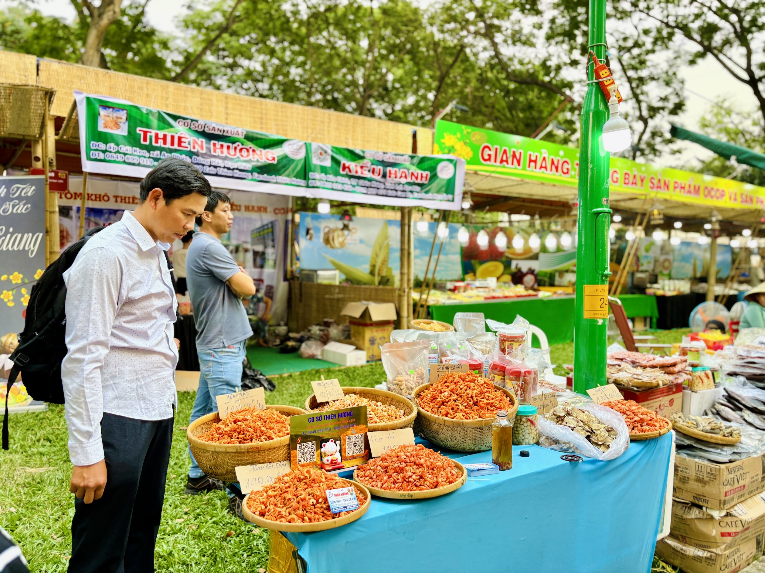 'Thiên đường' món ngon thu hút người dân TP.HCM trong Lễ hội Tết Việt- Ảnh 5.