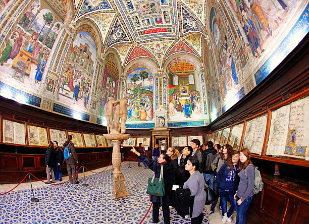 Thành phố cổ Siena và những điểm đến nhất định phải đến trải nghiệm- Ảnh 4.
