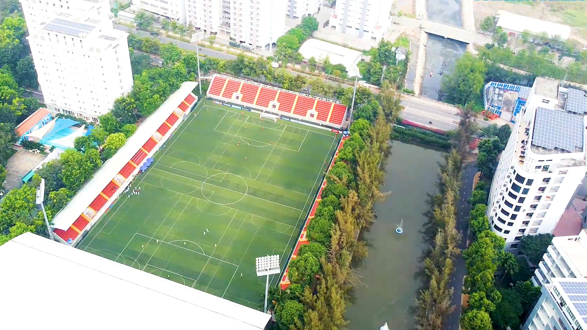 VTV đồng hành cùng 2 giải bóng đá Thanh Niên sinh viên: Sức lan tỏa càng thêm mạnh mẽ!- Ảnh 1. VTV đồng hành cùng 2 giải bóng đá Thanh Niên sinh viên: Sức lan tỏa càng thêm mạnh mẽ!- Ảnh 1.