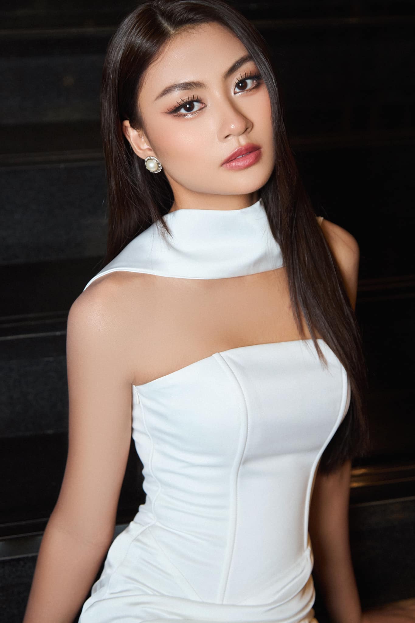 Hoa hậu Bùi Thị Xuân Hạnh: Tôi đủ tỉnh táo để vượt qua cám dỗ trong showbiz- Ảnh 7.