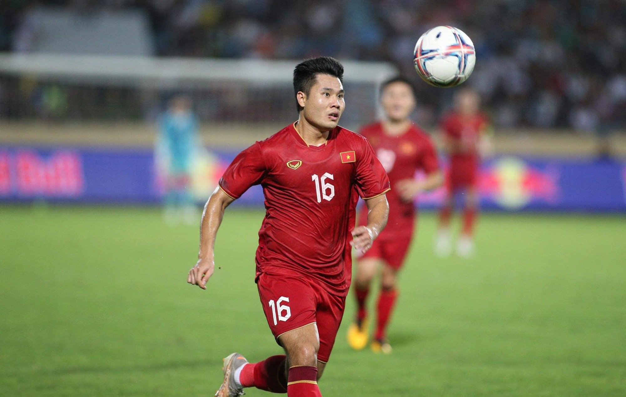 AFC tiết lộ danh sách đội tuyển Việt Nam dự Asian Cup: HLV Troussier quyết định sốc- Ảnh 9.