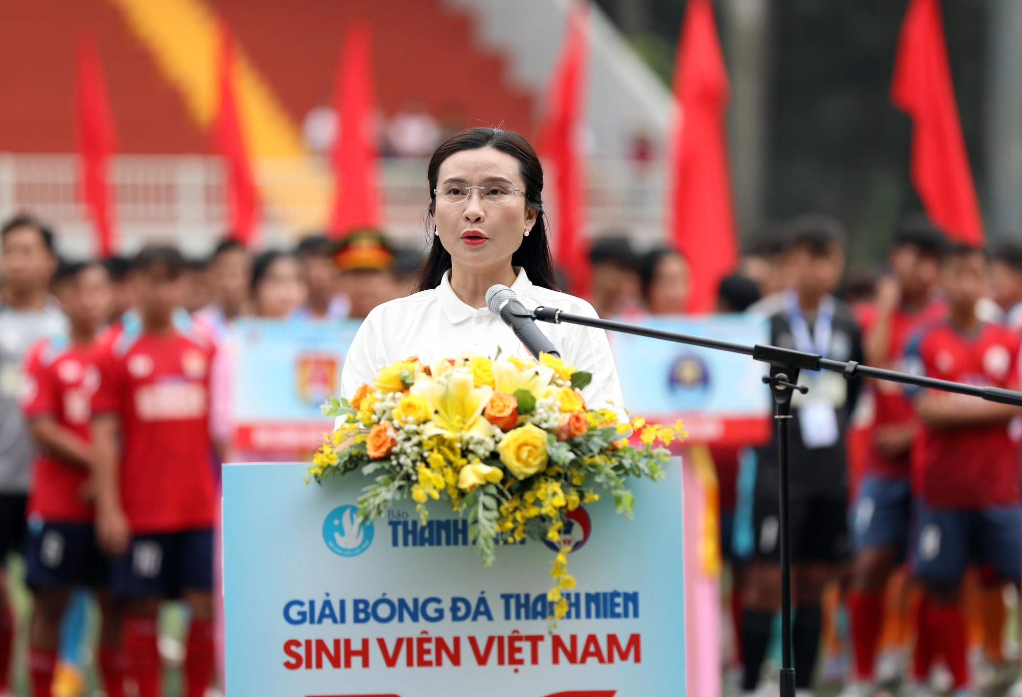 Hình ảnh ấn tượng ngày khai màn giải bóng đá Thanh Niên sinh viên Việt Nam- Ảnh 9.