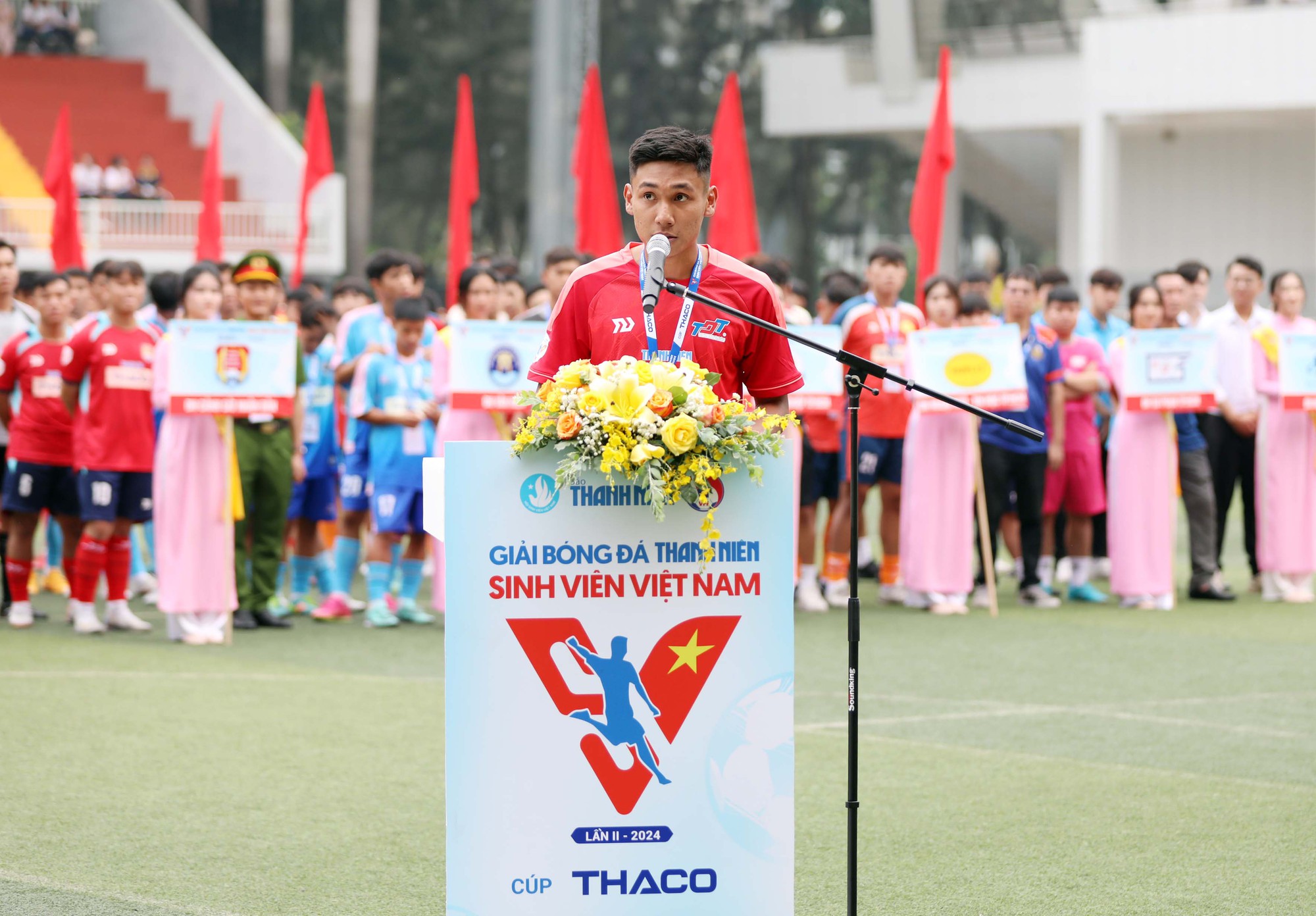 Hình ảnh ấn tượng ngày khai màn giải bóng đá Thanh Niên sinh viên Việt Nam- Ảnh 12.