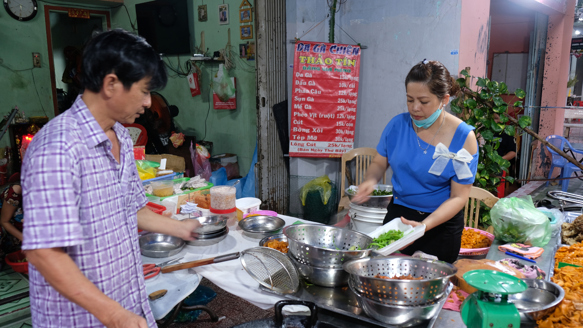 Lòng mề gà ướp thảo dược chiên giòn kiểu Hoa khiến thực khách mê mệt- Ảnh 3.