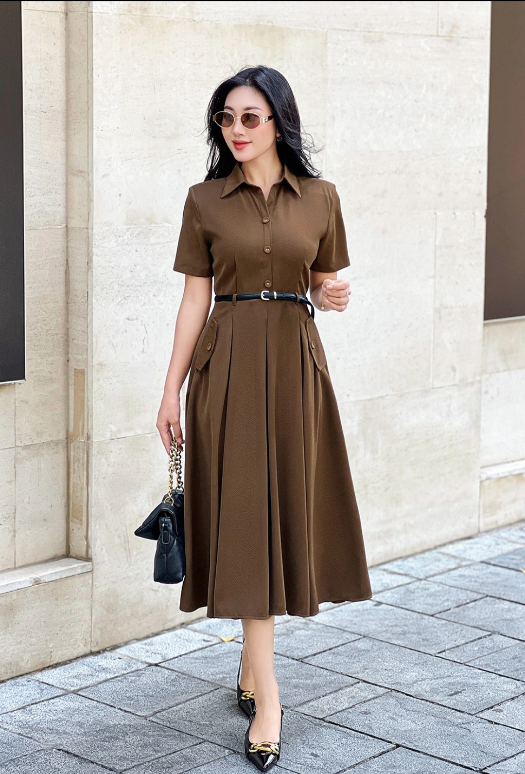 Verander in een lieve muze met een overhemdjurk - Foto 6. Hóa thân thành nàng thơ dịu dàng với váy sơ mi- Ảnh 6.