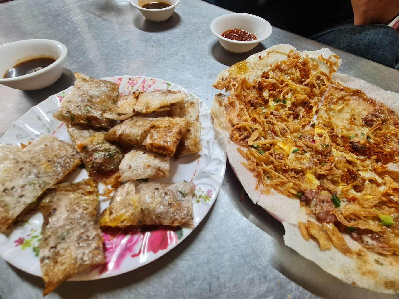 Snack paradise in Da Nang will make you so addicted that you forget the way home - Photo 4. Thiên đường ăn vặt ở Đà Nẵng khiến bạn say mê quên lối về- Ảnh 4.