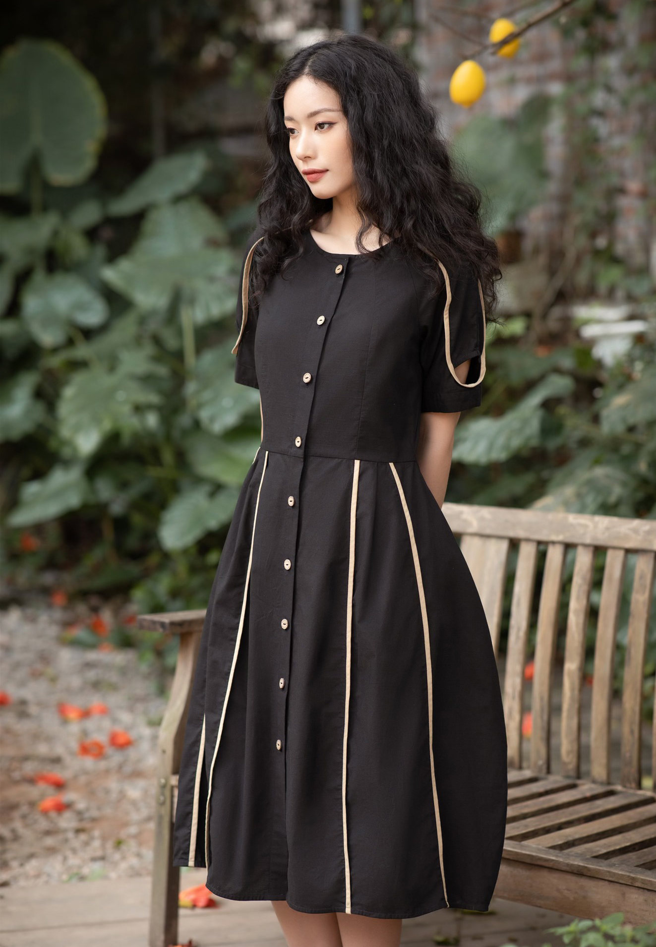 الملابس الكتانية تشكل لمسة مميزة لأسلوب الخريف - صورة 9 Trang phục linen là điểm nhấn riêng cho phong cách mùa thu- Ảnh 9.