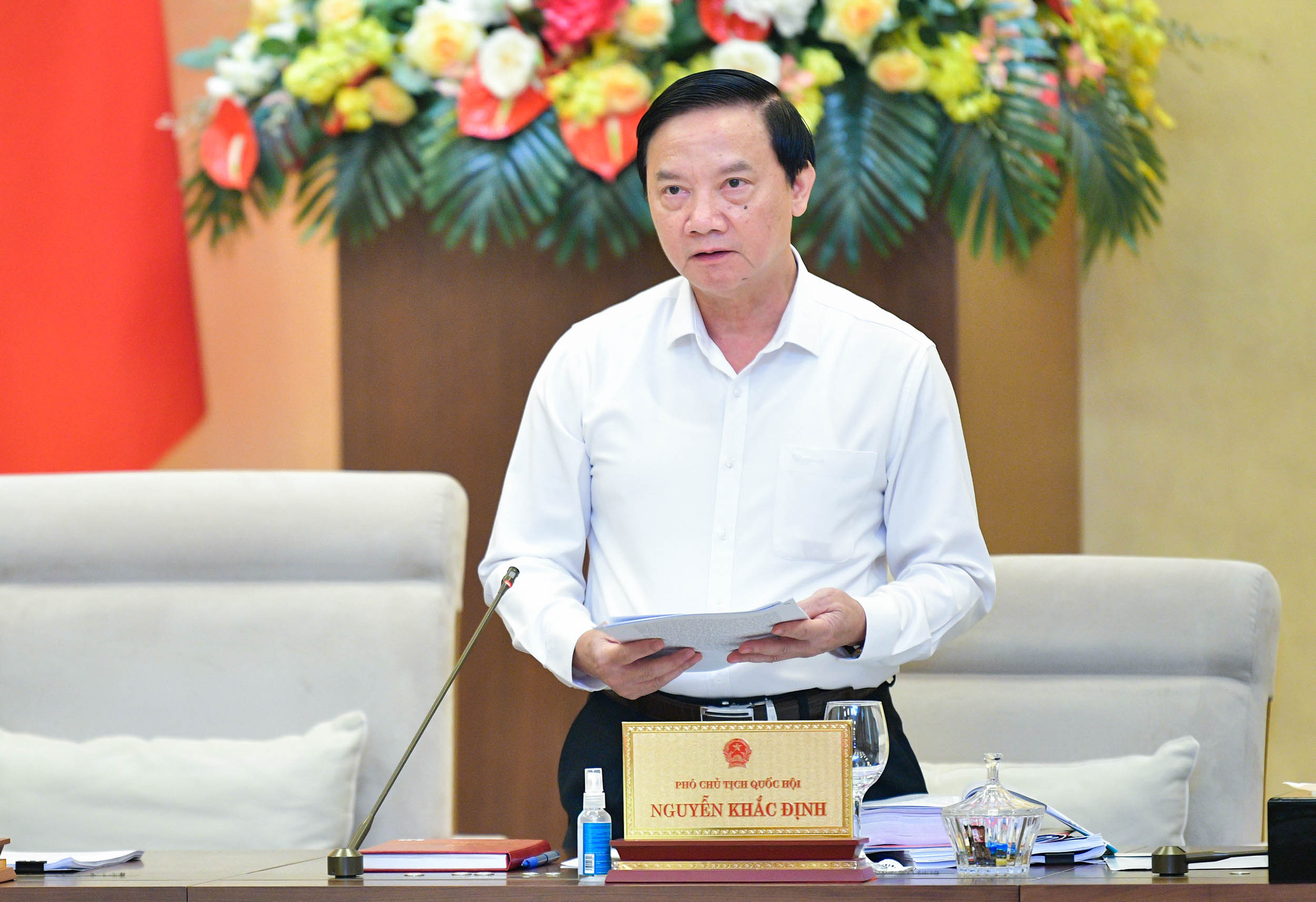 Phó thủ tướng thường trực: 'Chúng ta làm luật một hồi thì thắt nghẹt hết tất cả'- Ảnh 2. Phó thủ tướng thường trực: 'Chúng ta làm luật một hồi thì thắt nghẹt hết tất cả'- Ảnh 2.