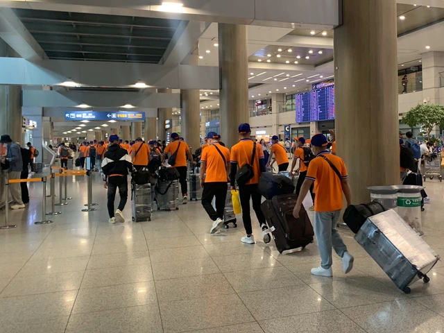 Hàn Quốc miễn xử phạt lao động Việt Nam cư trú bất hợp pháp tự nguyện về nước- Ảnh 1.